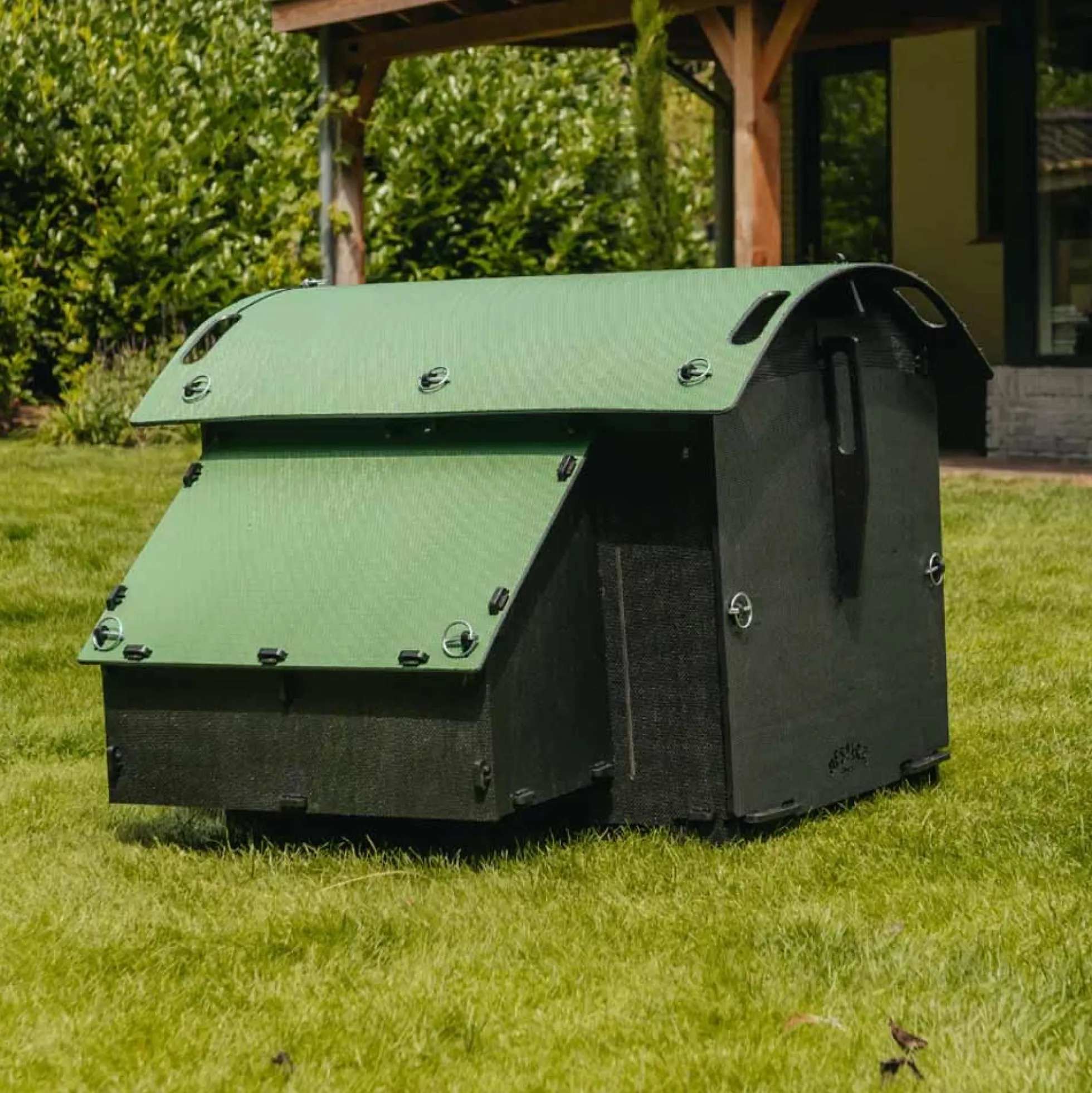 Nestera kunststof kippenhok M
