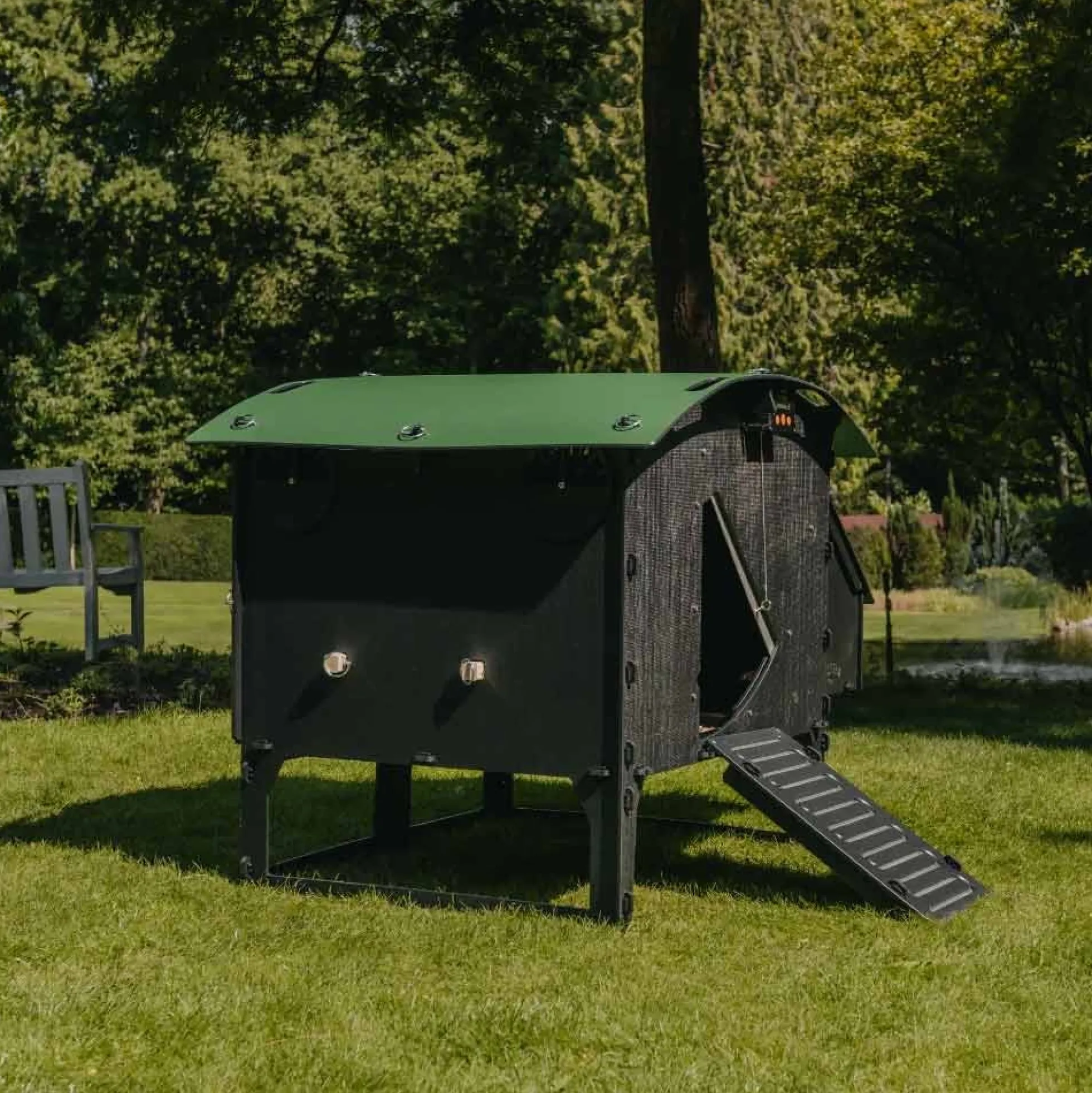 Nestera kunststof kippenhok Lodge L
