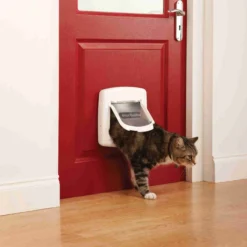 PetSafe Staywell Deluxe Kattenluik met Magnetische Halsbandsleutel