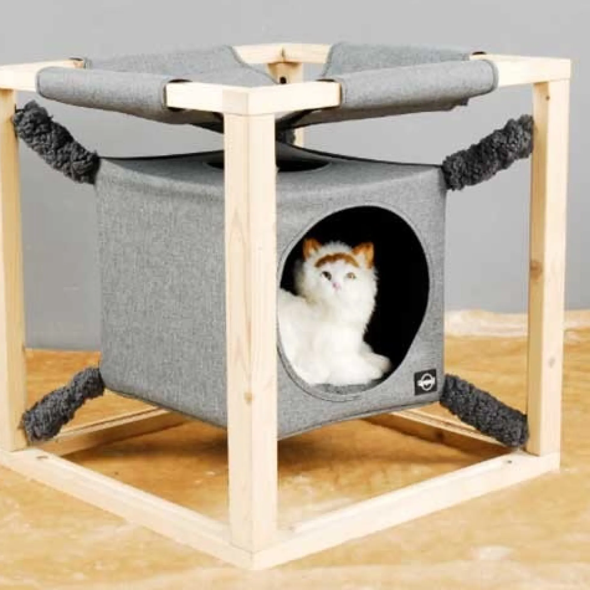 Quapas! Catcube Grijs M